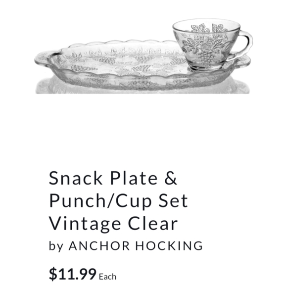 Vntg 8 piece Clear Anchor Hocking 🍇Grapes Cluster Snack Set/4 Plates&4 Cups - Picture 2 of 12